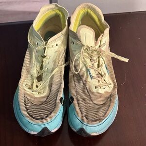 Stylish Beige and Blue Athletic Shoes